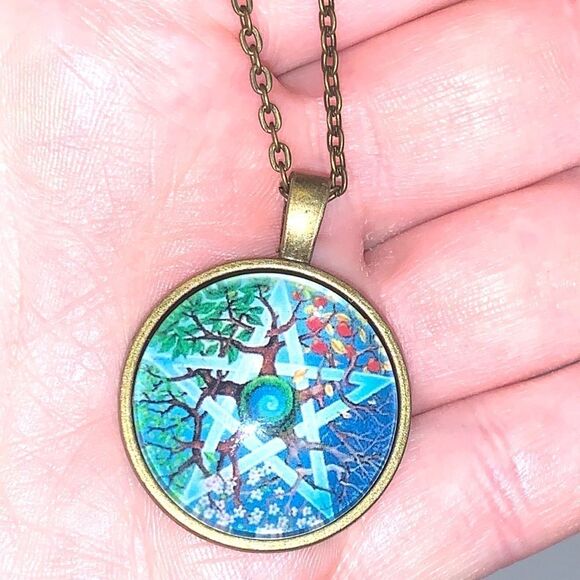 Pentacle Glass Cabochon Pendant Necklace (T1) - Picture 2 of 5